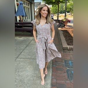 Nursing Queen Floral Dress Maternity Breastfeeding Nursing Friendly